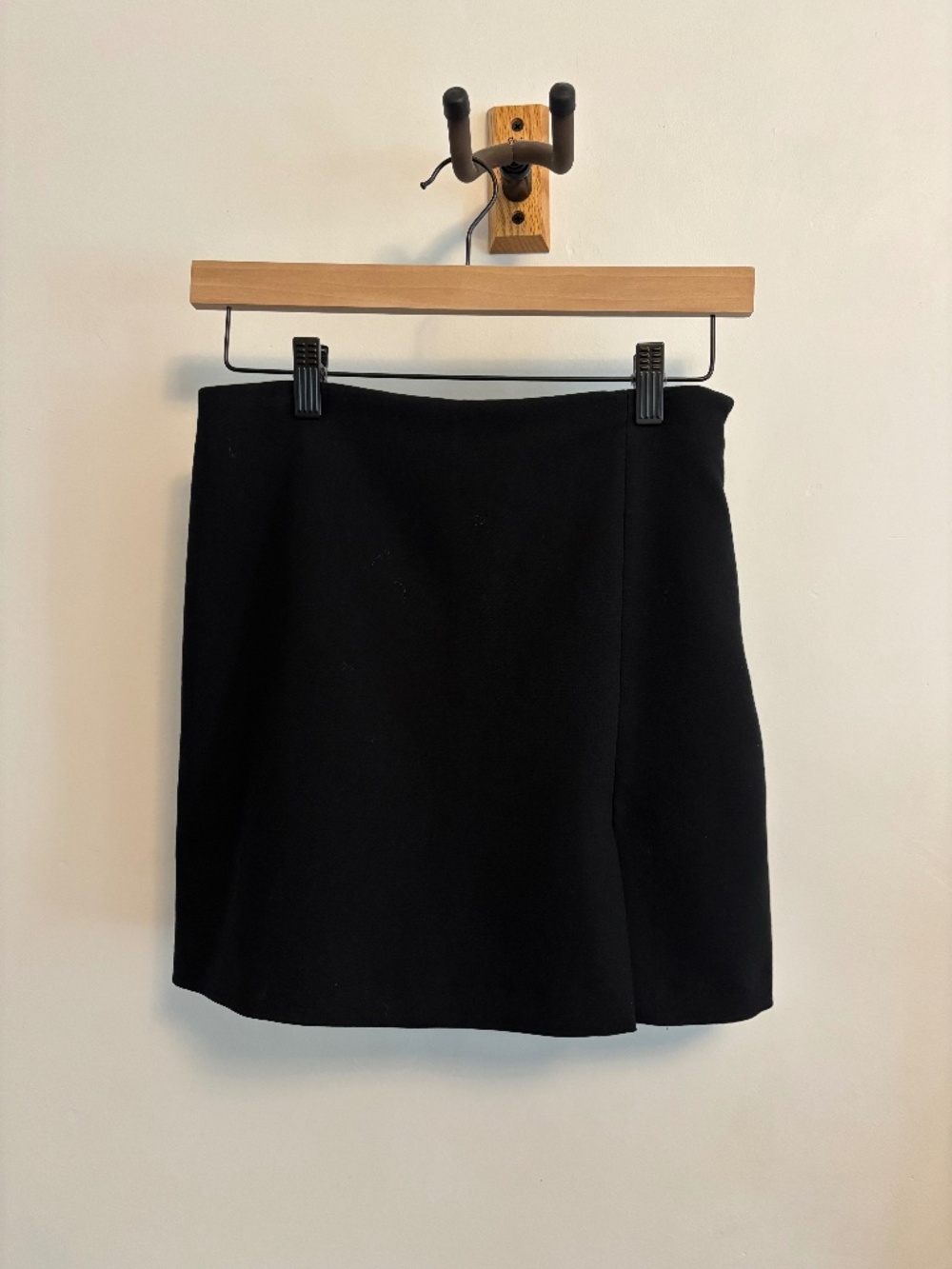 Zara black skort